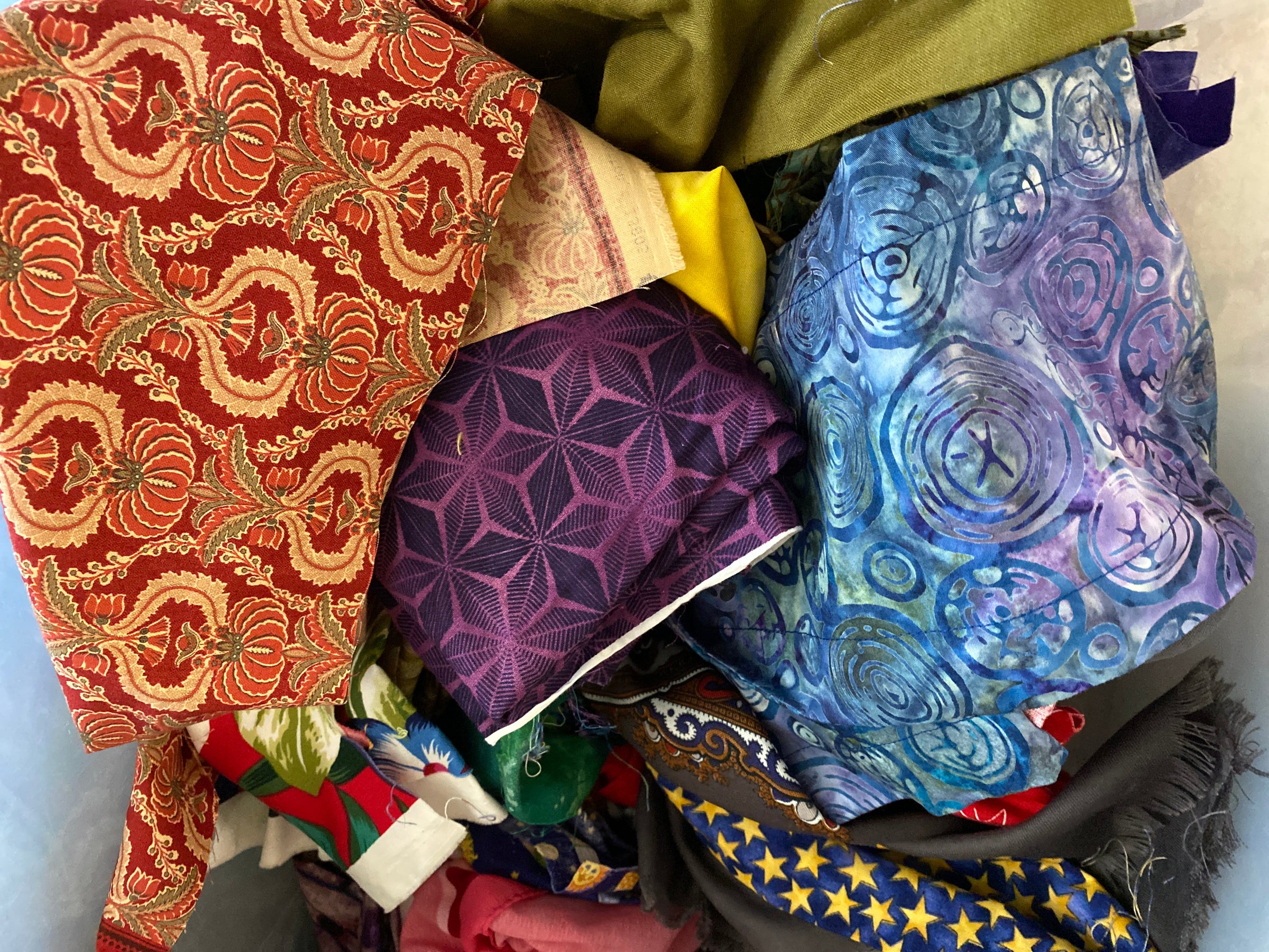 Gucci Donates Scrap Fabric to Migrant Dressmaking Shop